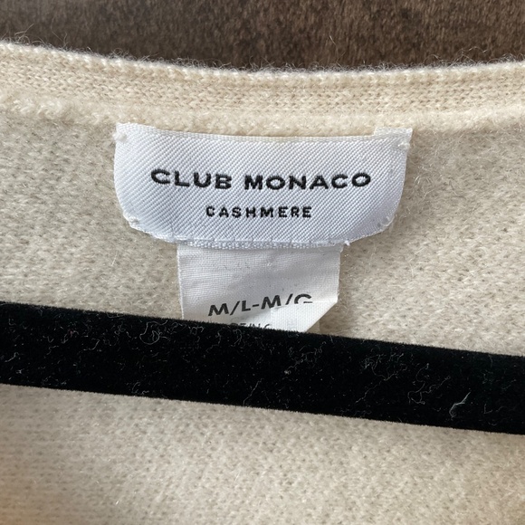 Club Monaco Cashmere Cape Size M/L - Picture 4 of 4